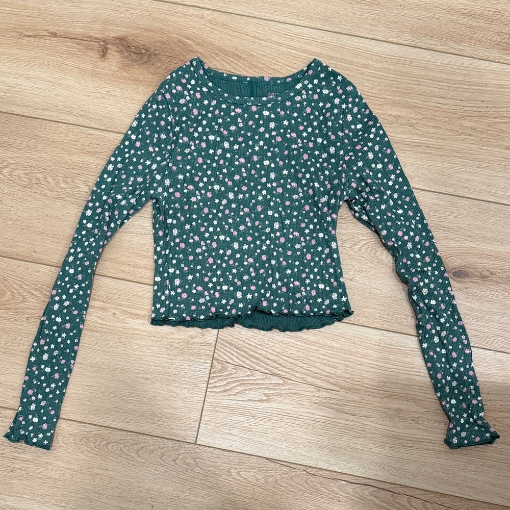 Arizona Jean Company Green Floral Long Sleeve Top